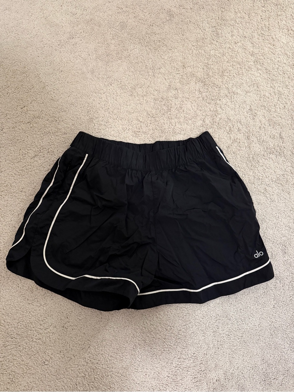 ALO Yoga Black Athletic Shorts with White Piping